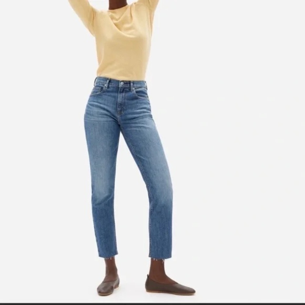 Everlane The Original Cheeky Denim Jeans in Medium-Blue Raw Hem Size 33R Classic